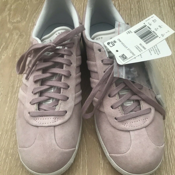 Women's Adidas Gazelle Stich (Size 9)* - Picture 3 of 7